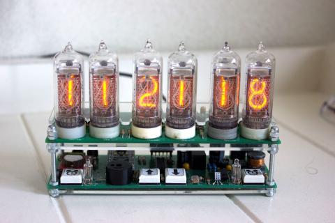 Nixie clock in operation